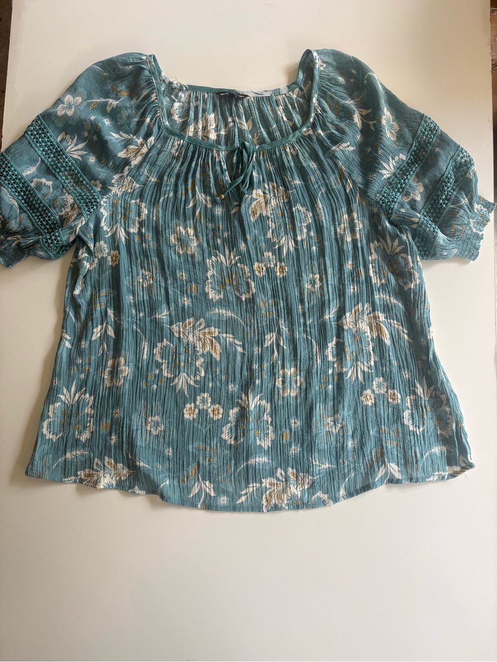 Unique Spectrum Teal Floral Peasant Tunic